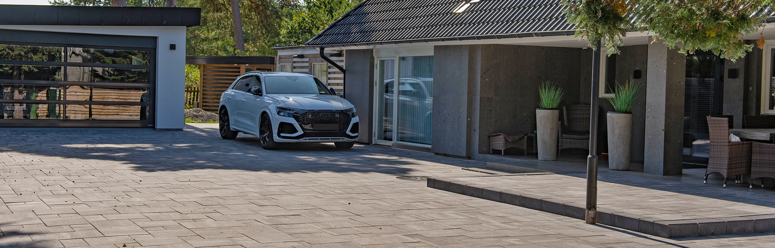 Marsten City Stormix på garageuppfart