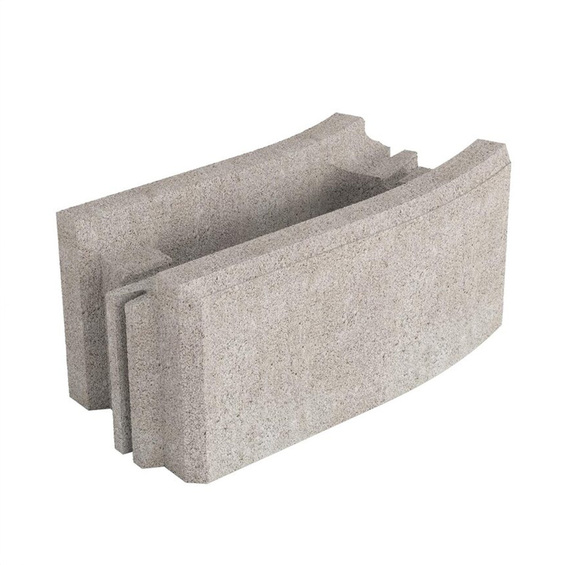 Mursten Gränslös övergångssten till höger i grått.