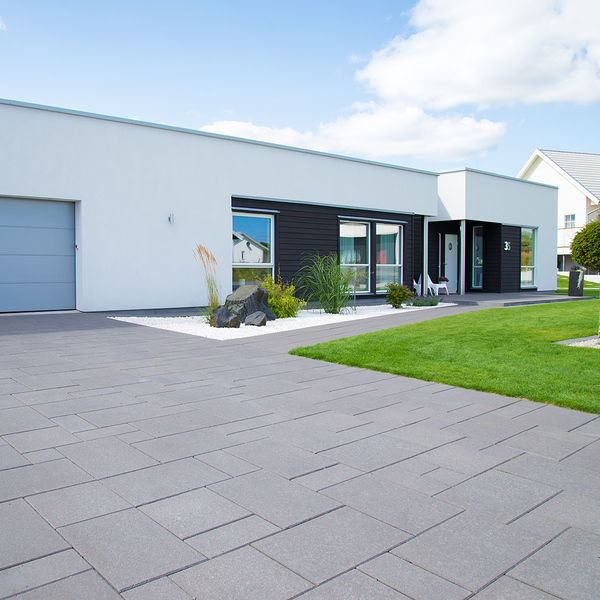 Stenrabatter-basic garageuppfart.jpg