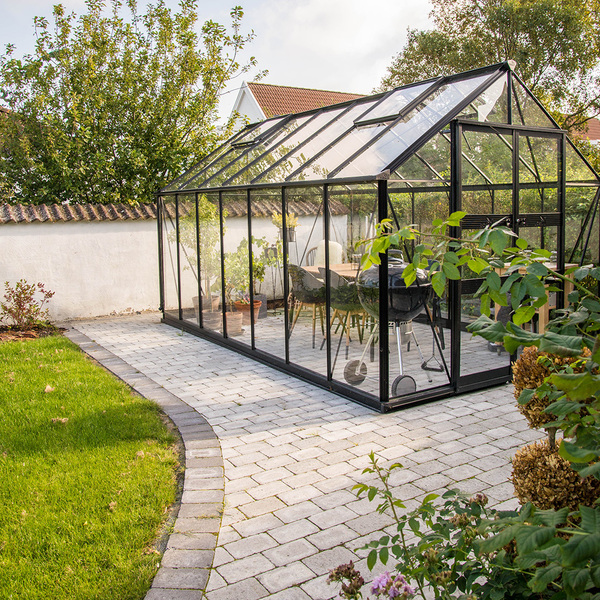 Växthus-Grandsten-gragrafit-vaxthus.jpg